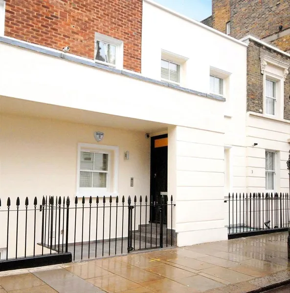 Winchester Street, London, SW1V photo 9