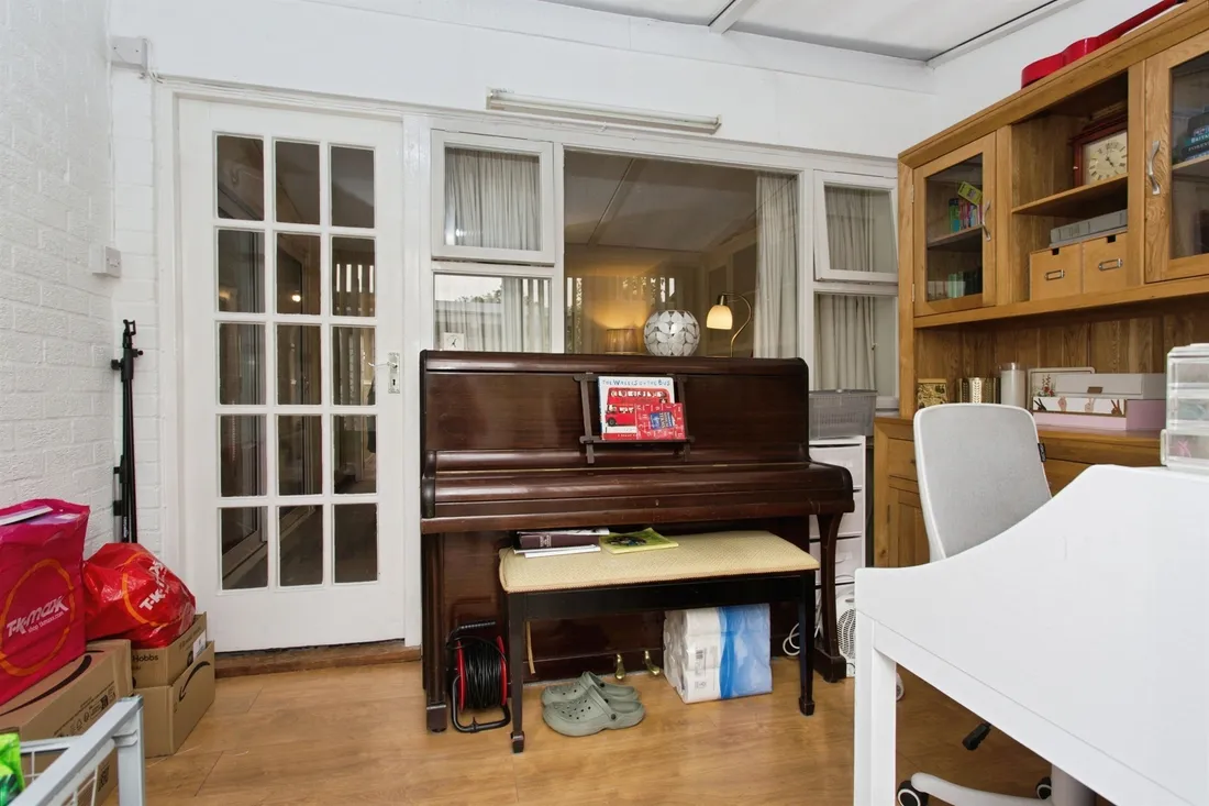 Property photo 11