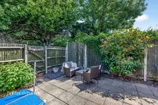 Commonside East, Mitcham
