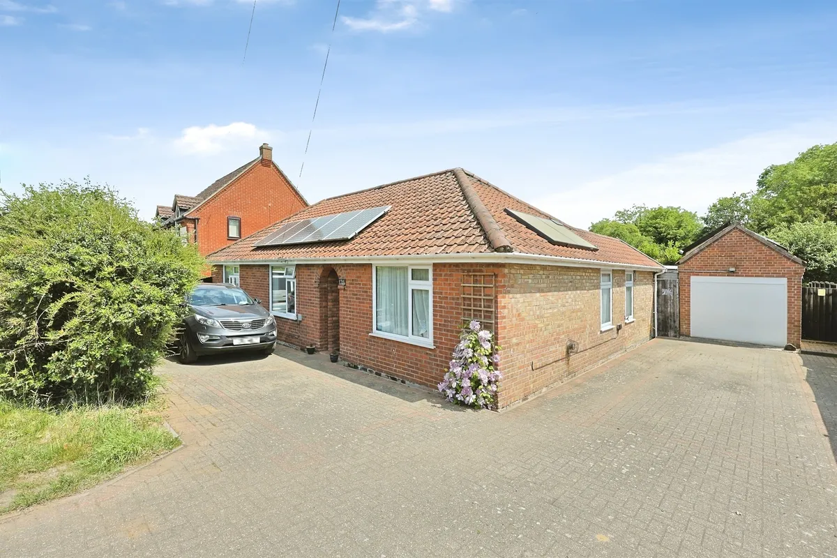 Dereham Road, Watton, THETFORD
