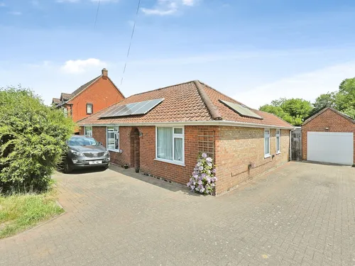 Dereham Road, Watton, THETFORDphoto