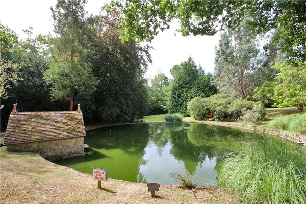 North Frith Park, Hadlow, TN11 photo 22