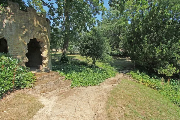 North Frith Park, Hadlow, TN11 photo 23