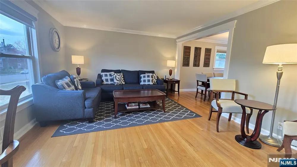 446 Maple Hill Dr, Hackensack, NJ 07601