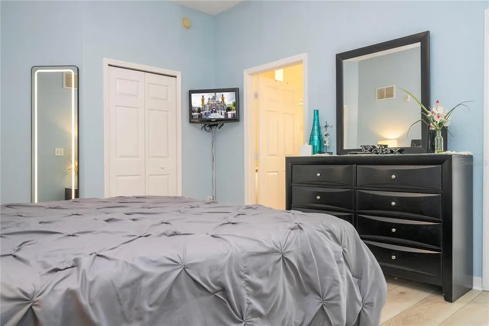 3050 Pirates Retreat Ct, Kissimmee, FL 34747