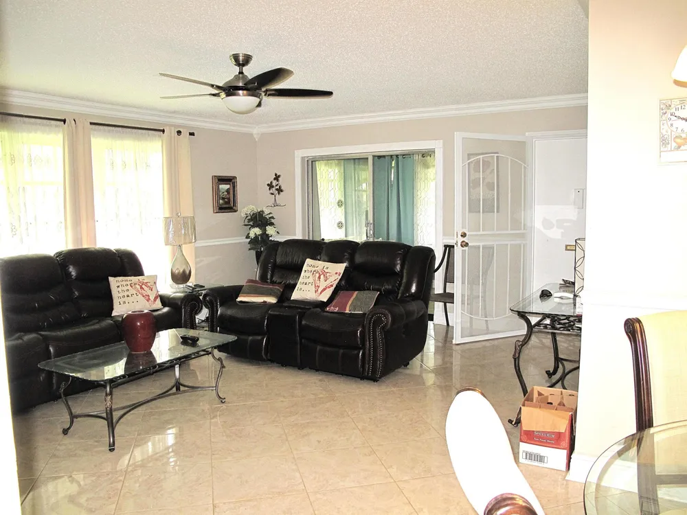 892 High Point Blvd N, Delray Beach, FL 33445