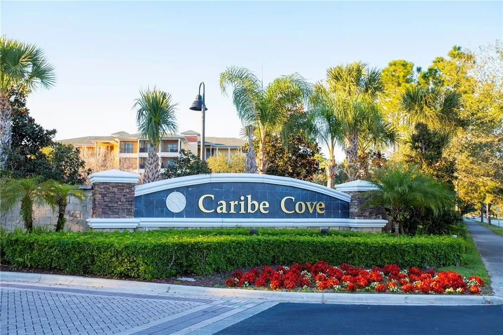 3050 Pirates Retreat Ct, Kissimmee, FL 34747