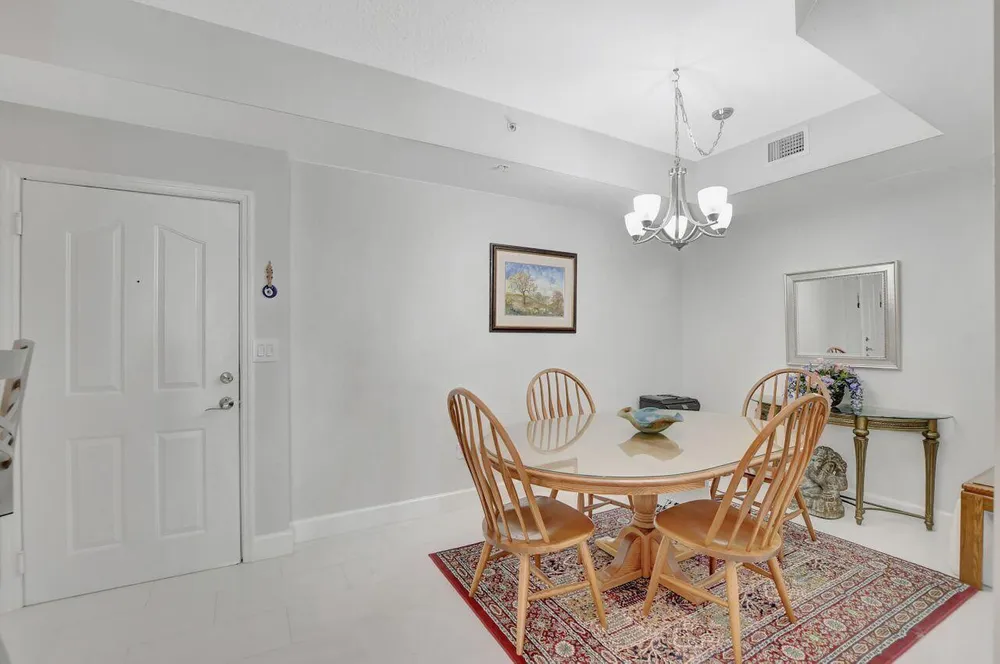 250 NE 3rd Ave, Delray Beach, FL 33444