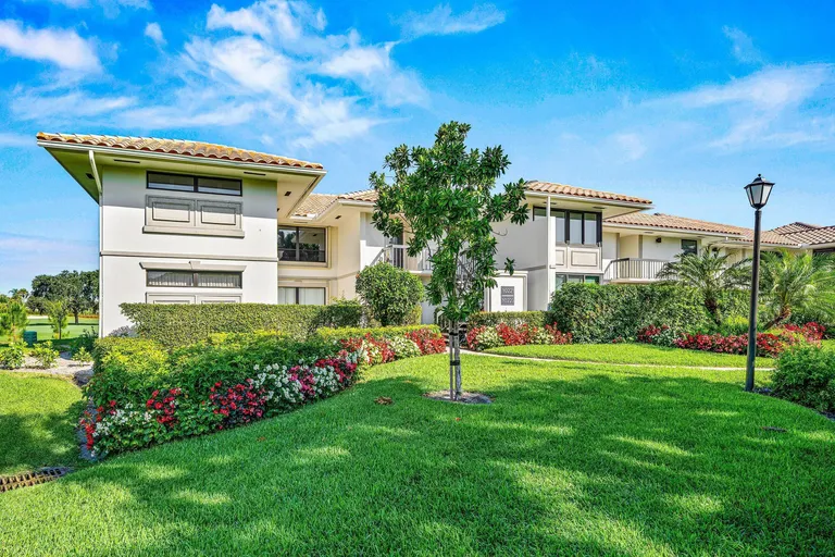 10221 Quail Covey Rd, Boynton Beach, FL 33436