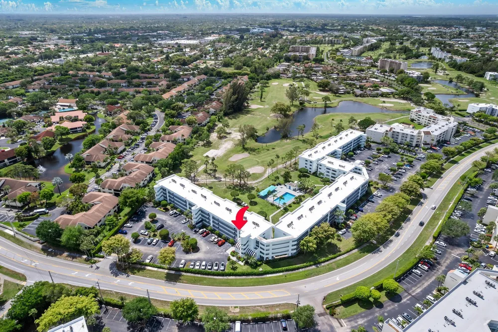 6698 10th Ave N, Greenacres, FL 33467
