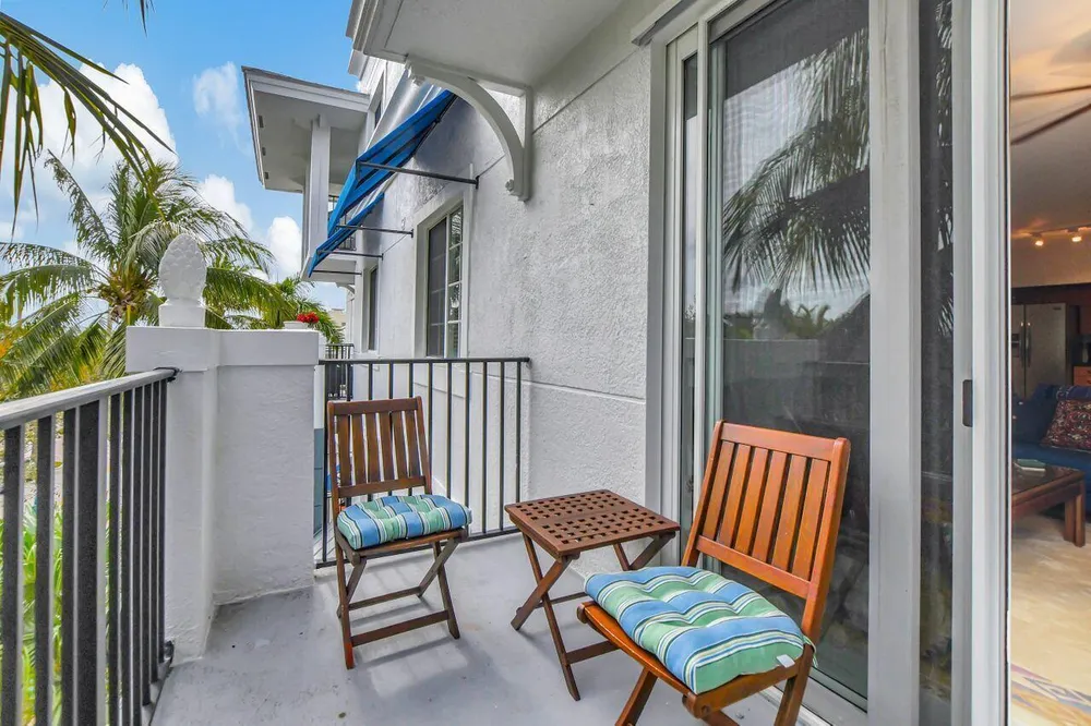 250 NE 3rd Ave, Delray Beach, FL 33444