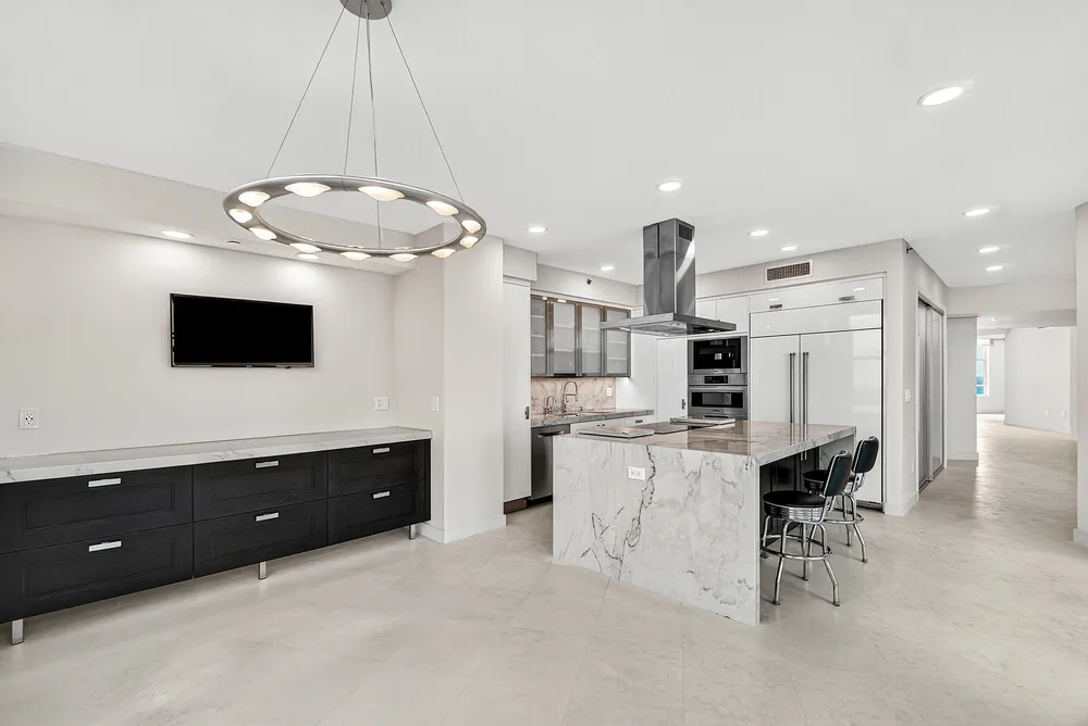 3740 S Ocean Blvd, Highland Beach, FL 33487