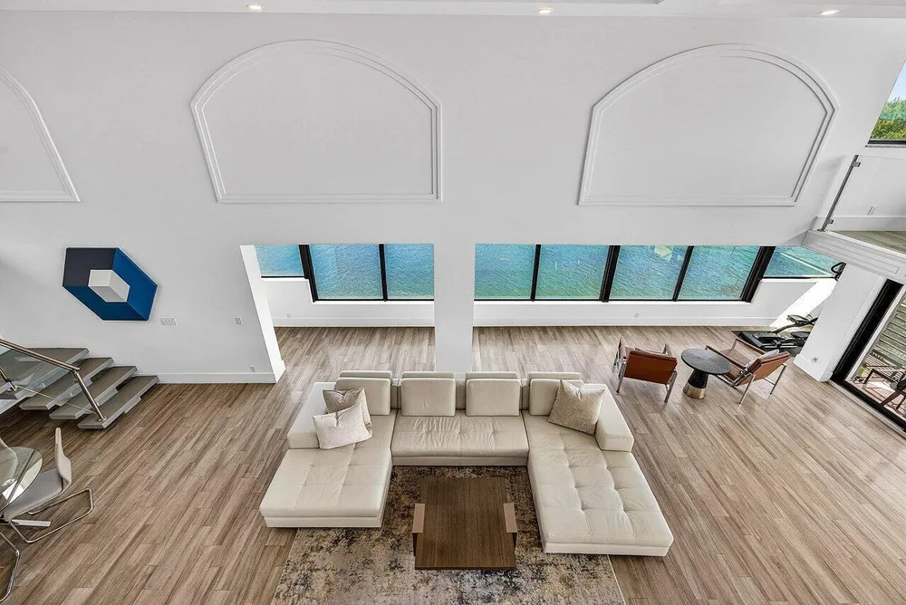 900 NE Spanish River Blvd, Boca Raton, FL 33431