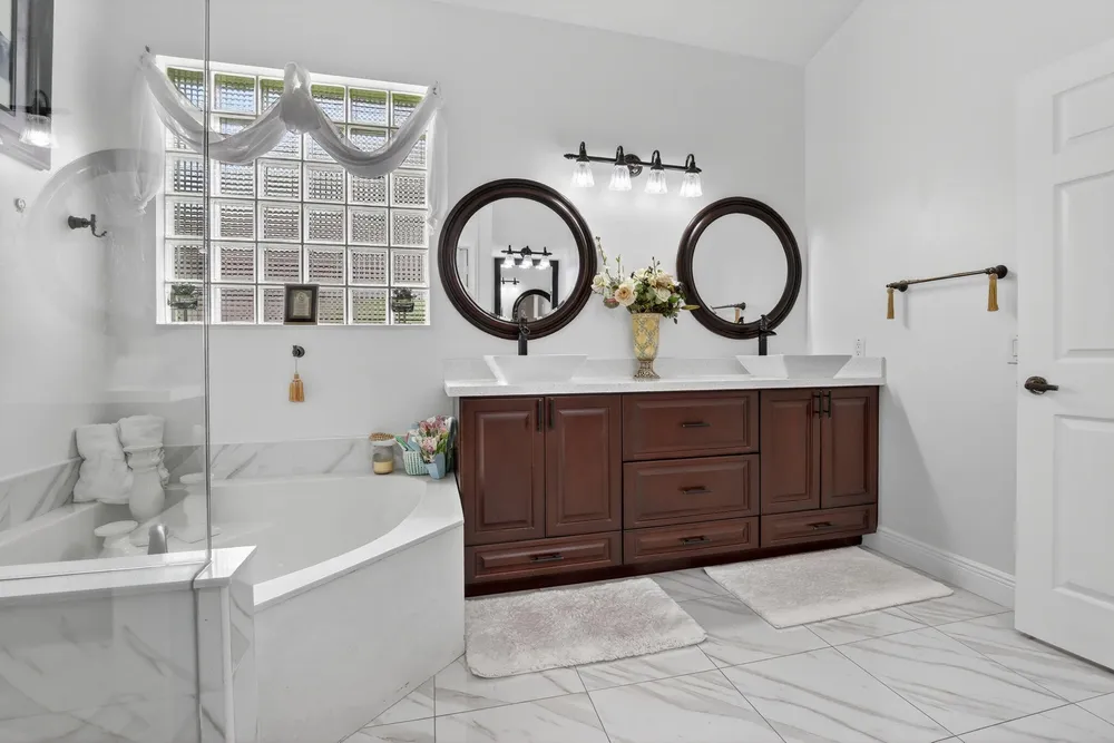 711 Heritage Way, Weston, FL 33326