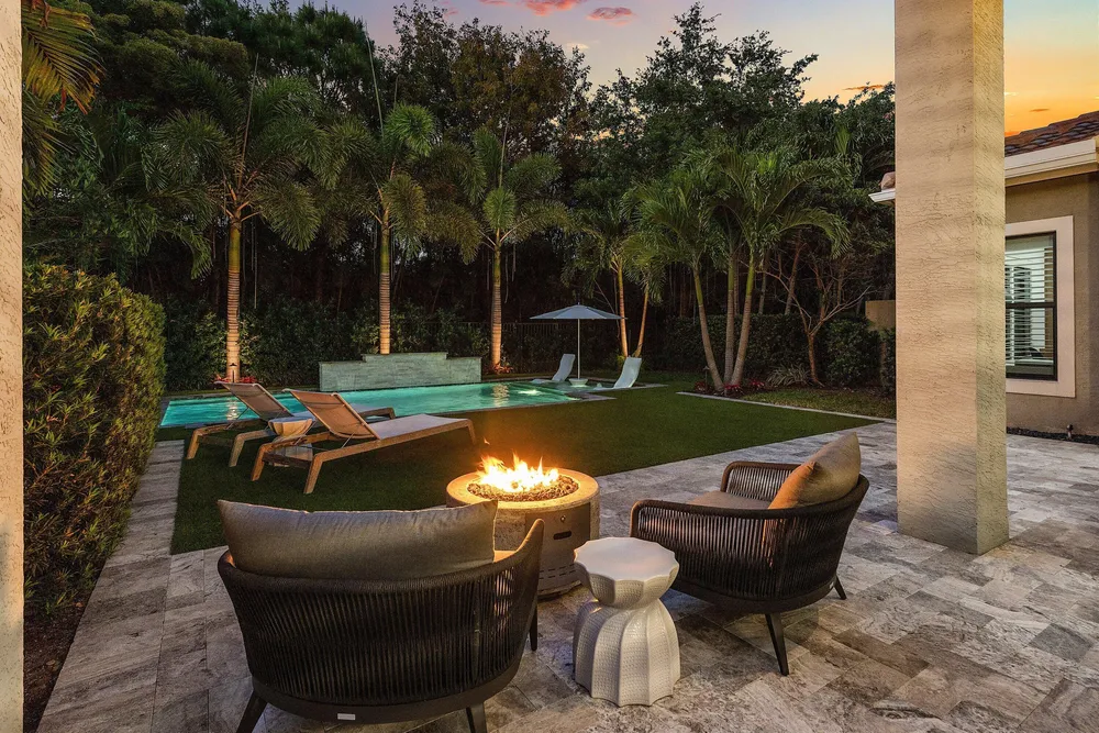 8748 Lewis River Rd, Delray Beach, FL 33446