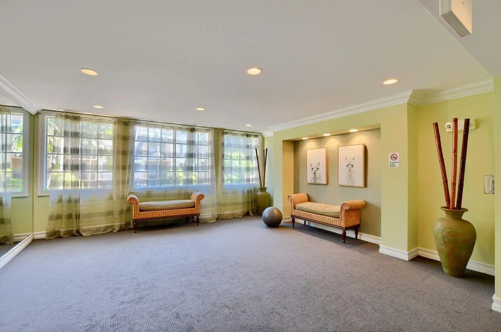 250 NE 3rd Ave, Delray Beach, FL 33444