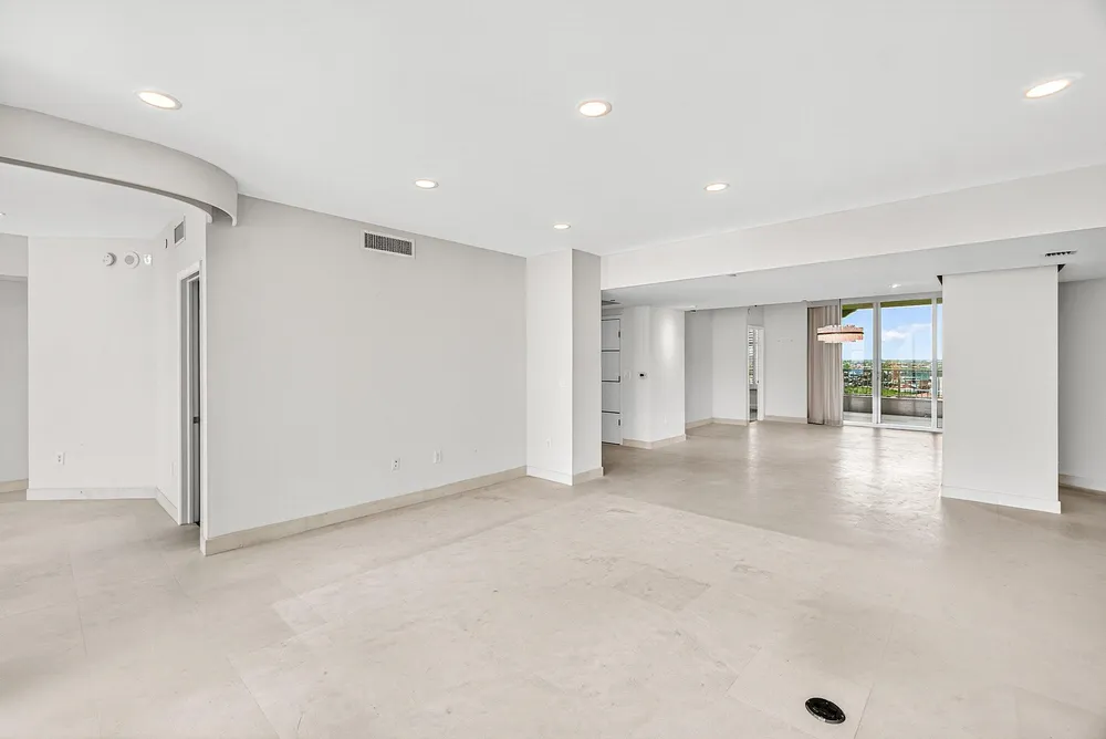3740 S Ocean Blvd, Highland Beach, FL 33487