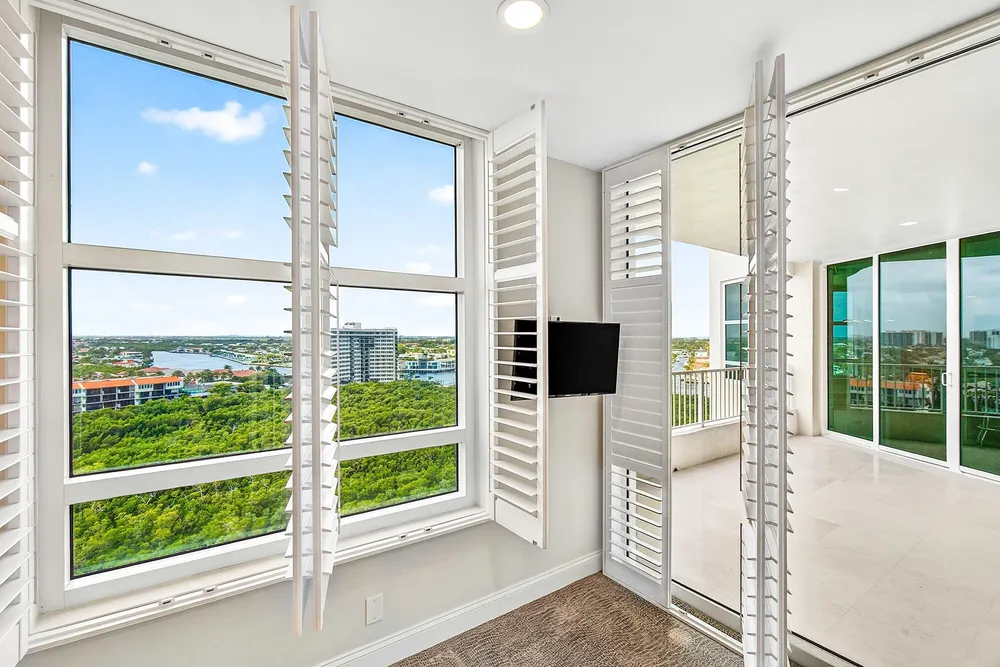 3740 S Ocean Blvd, Highland Beach, FL 33487