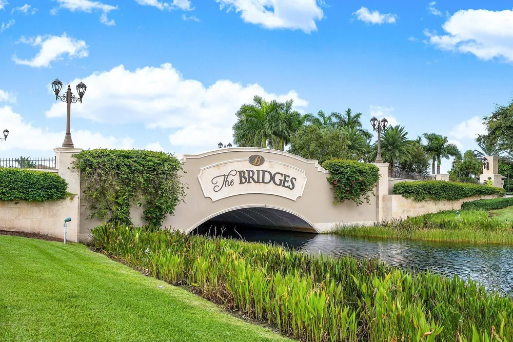 8748 Lewis River Rd, Delray Beach, FL 33446