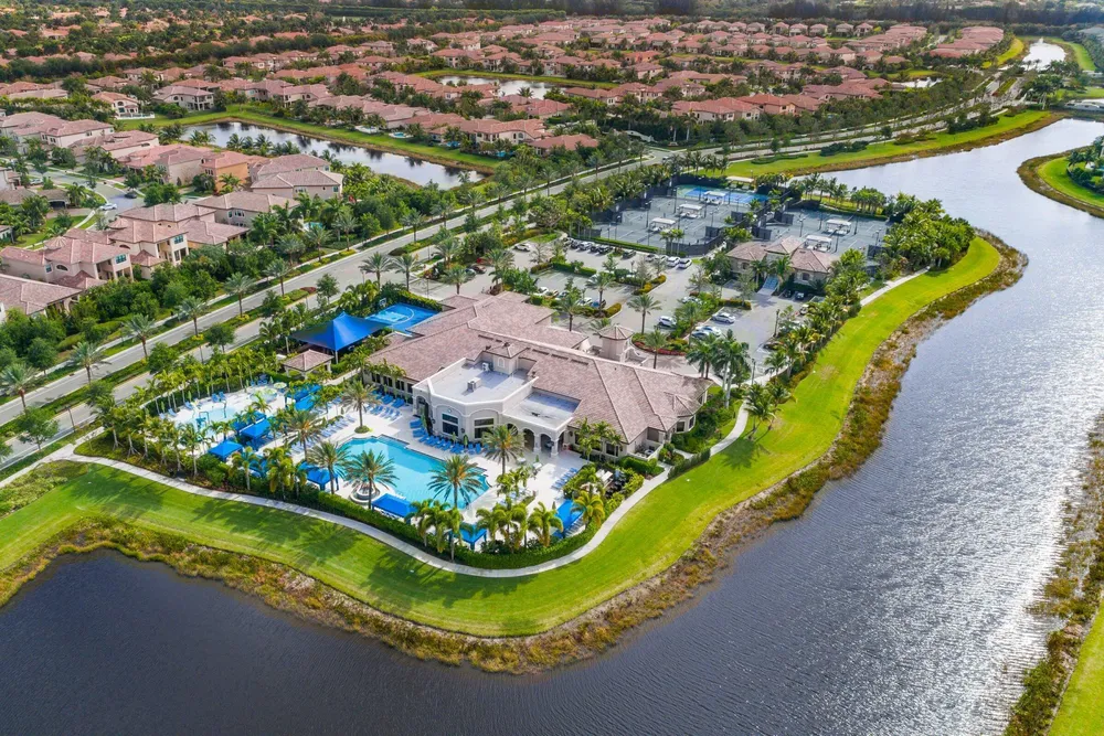 8748 Lewis River Rd, Delray Beach, FL 33446