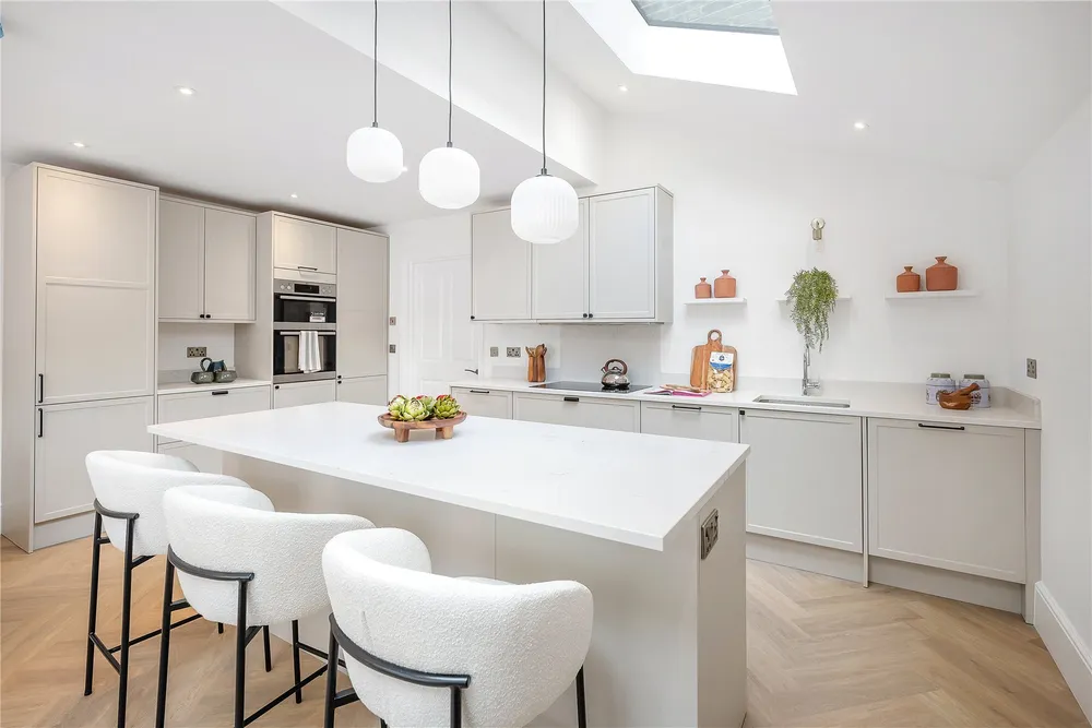 Milkwood Road, London, SE24