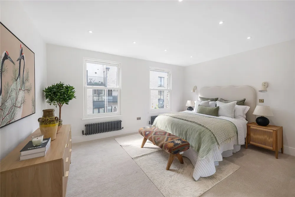 Milkwood Road, London, SE24