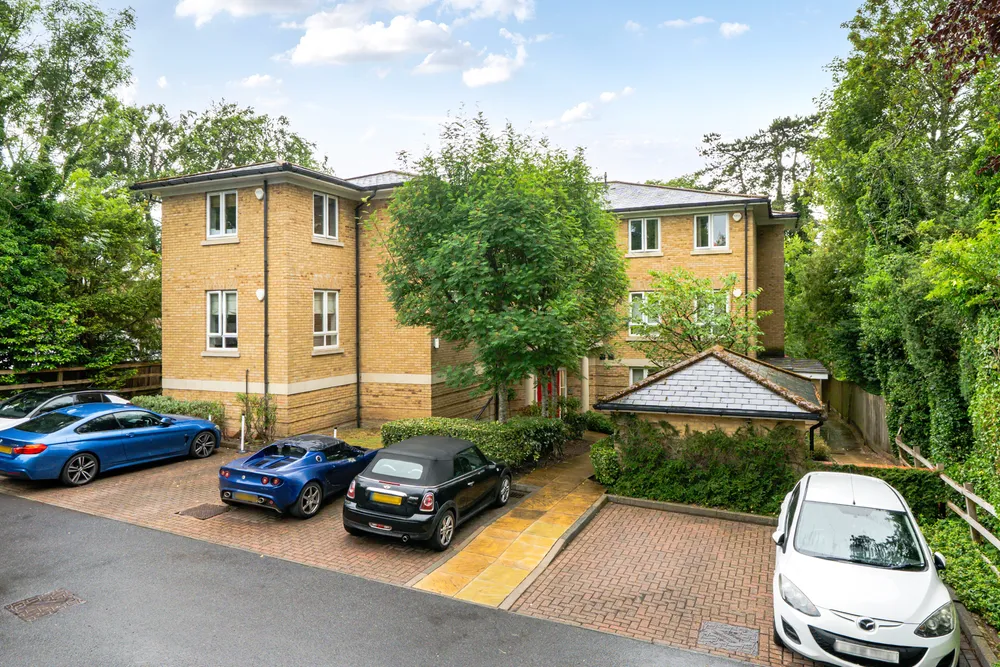 Tupwood Lane, Caterham, CR3