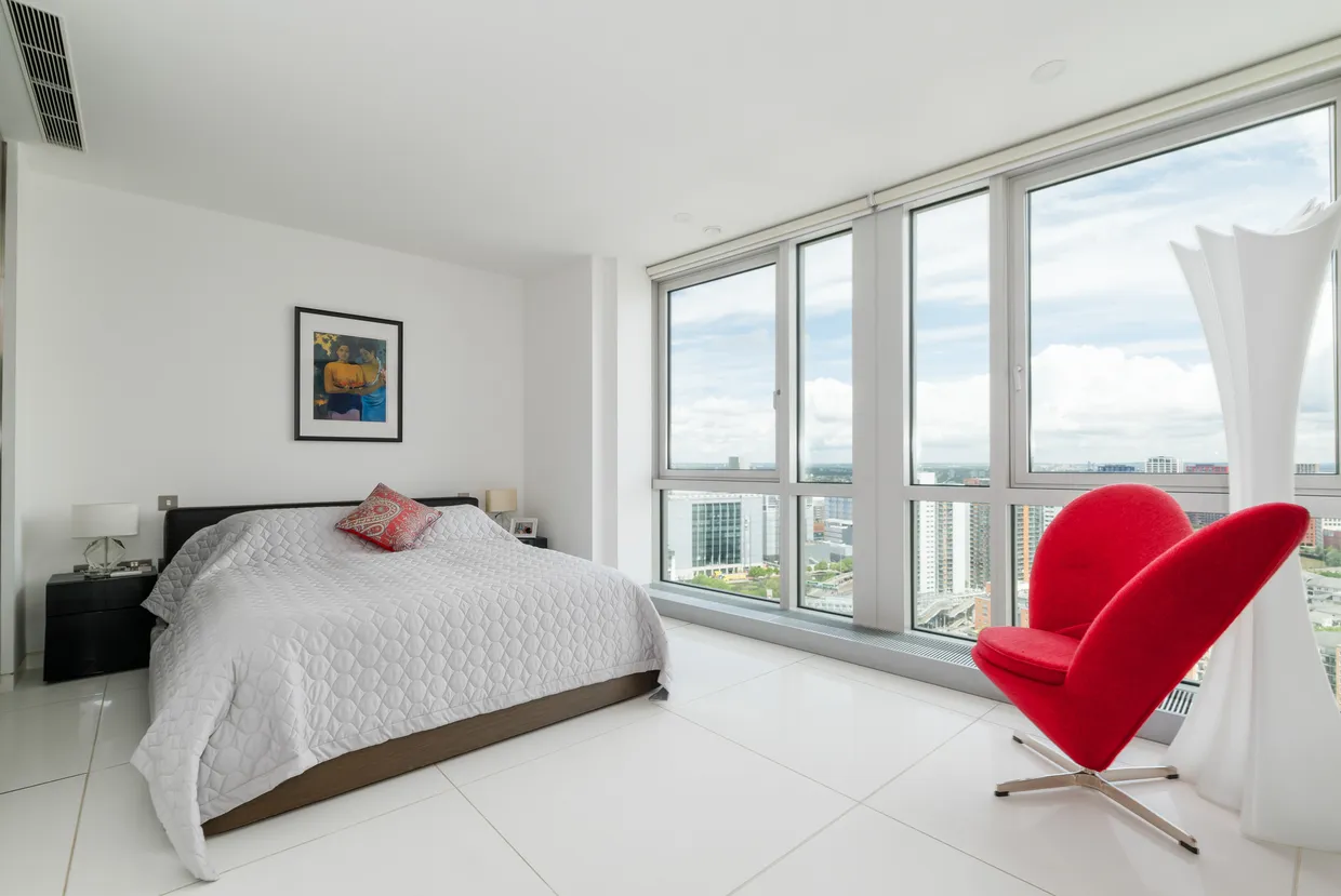 Fairmont Avenue, London, E14 photo 24