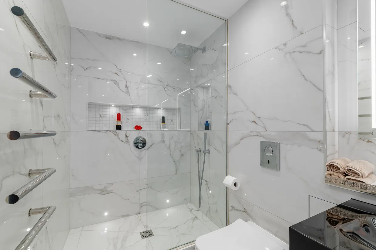 Fairmont Avenue, London, E14 photo 31