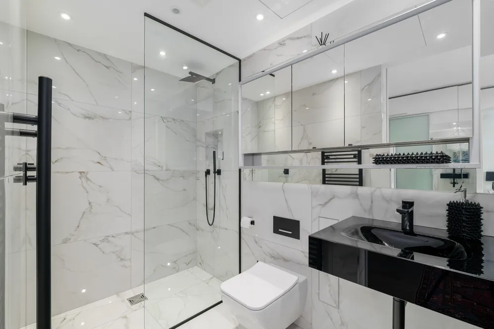 Fairmont Avenue, London, E14 photo 32