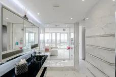 Fairmont Avenue, London, E14 photo 37