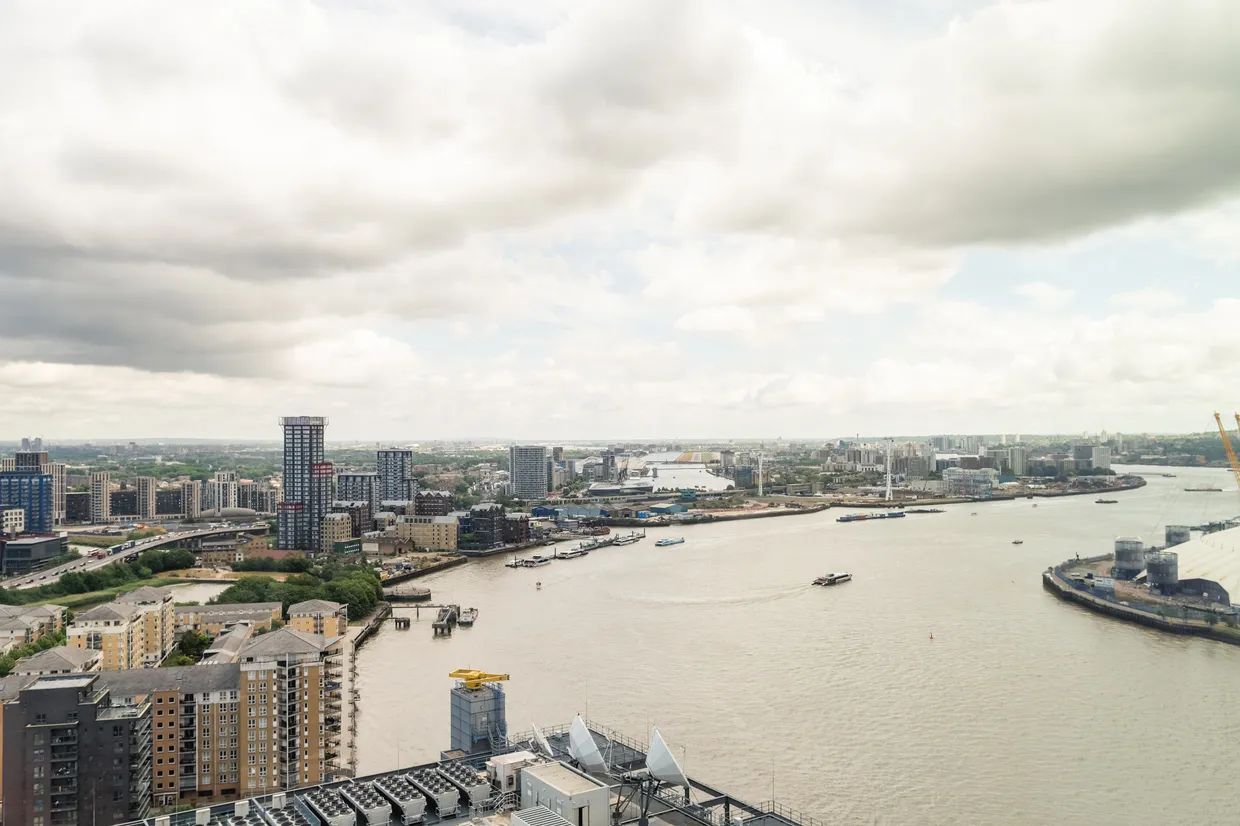 Fairmont Avenue, London, E14 photo 40