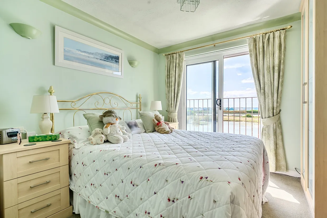 Brighton Road, Lancing, BN15 photo 7