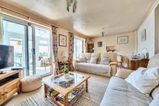 Brighton Road, Lancing, BN15 photo 8