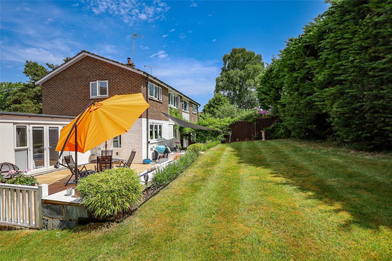 Inwood Road, Liss, Hampshire, GU33 Image 1