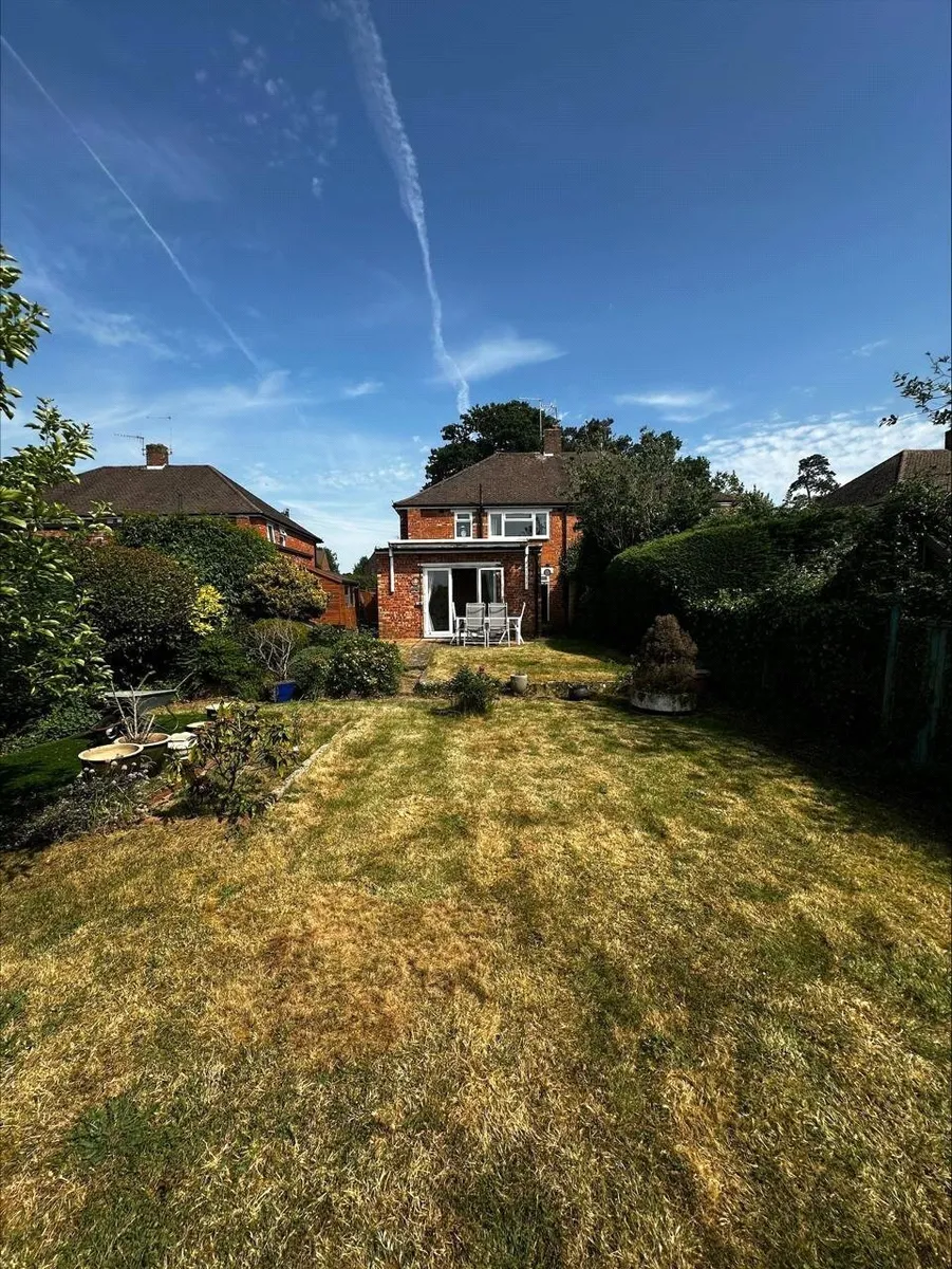 Dovers Green Road, Reigate, Surrey, RH2
