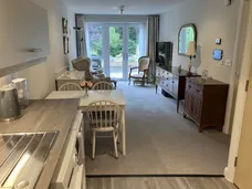 Old Schools Lane, Epsom, KT17 photo 1