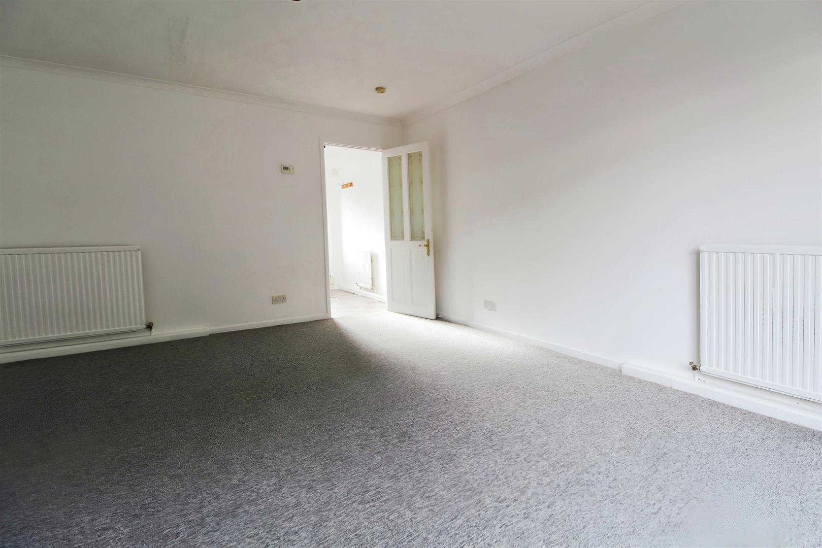 Hardy Close, Cippenham Image 3