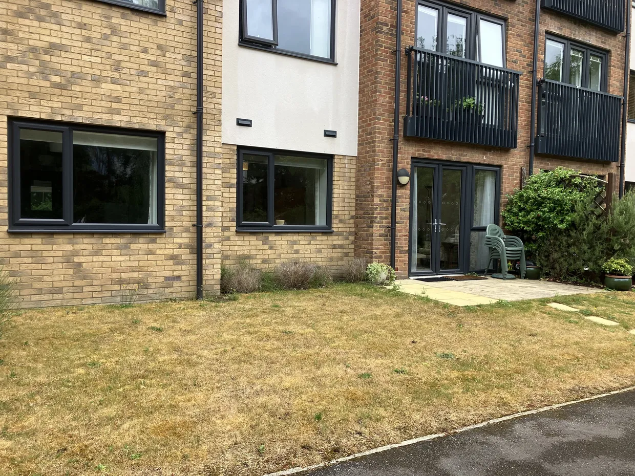 Old Schools Lane, Epsom, KT17 photo 19