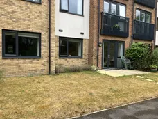 Old Schools Lane, Epsom, KT17 photo 19