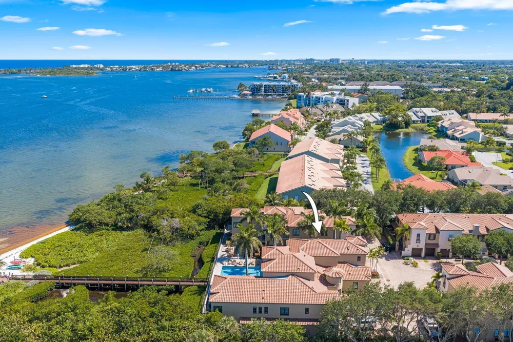 920 Via Villagio, Hypoluxo, FL 33462
