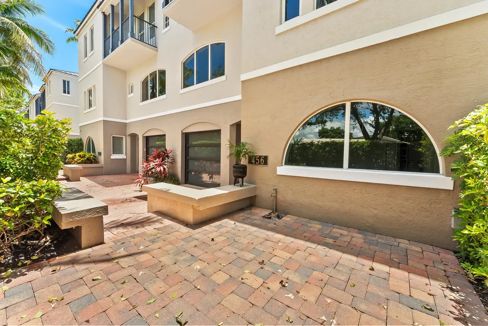 456 E Boca Raton Rd, Boca Raton, FL 33432