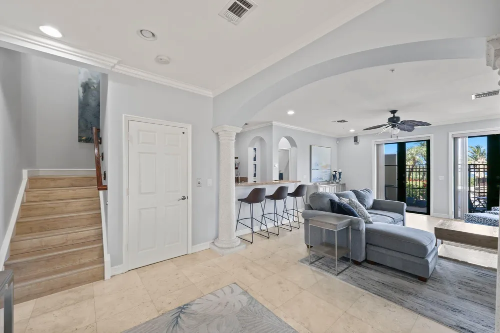 920 Via Villagio, Hypoluxo, FL 33462