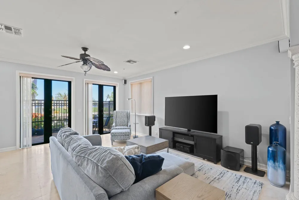 920 Via Villagio, Hypoluxo, FL 33462