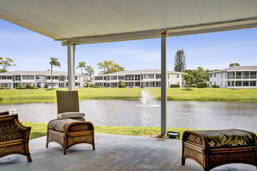 2820 SW 13th St, Delray Beach, FL 33445