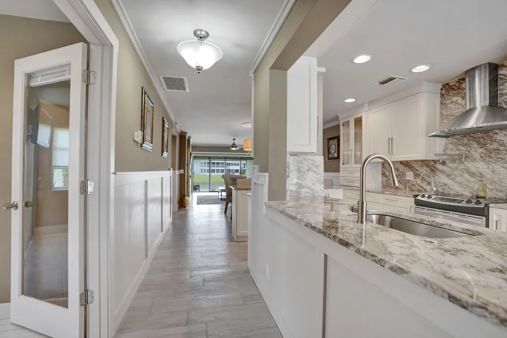 2820 SW 13th St, Delray Beach, FL 33445