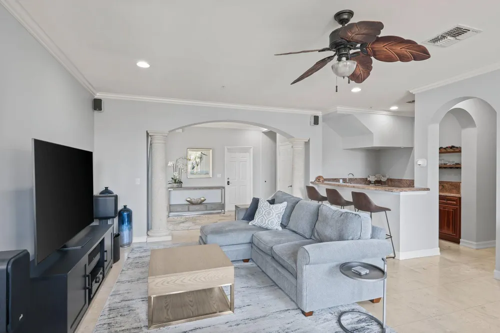 920 Via Villagio, Hypoluxo, FL 33462