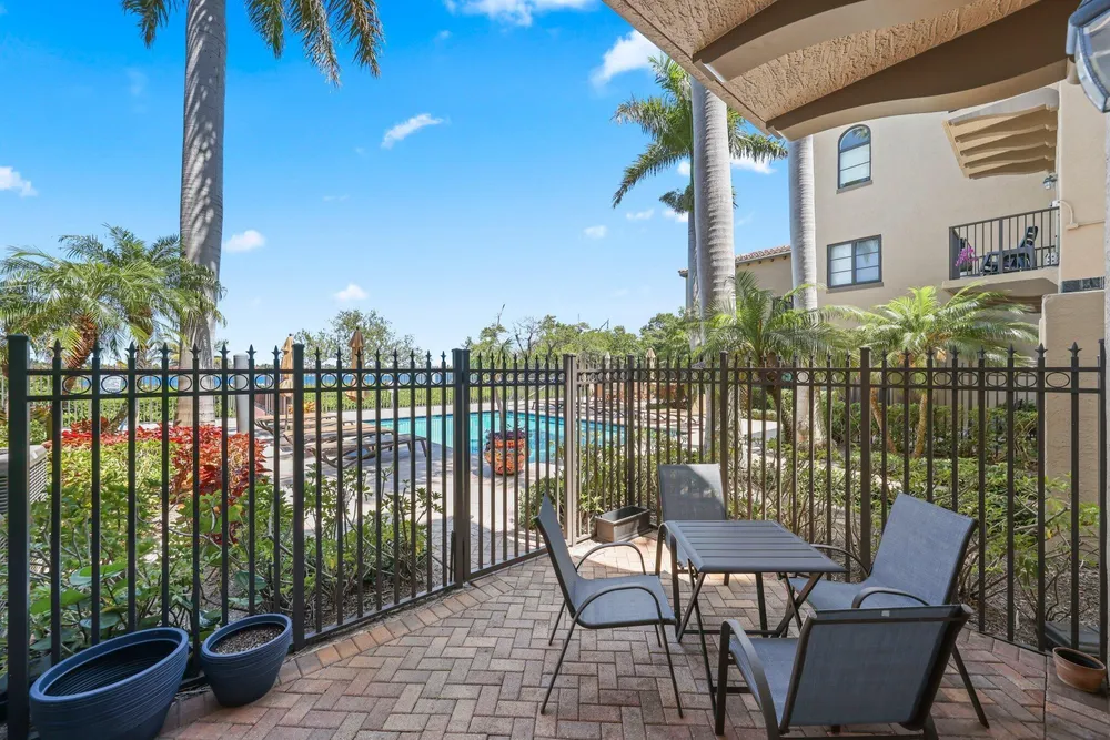 920 Via Villagio, Hypoluxo, FL 33462