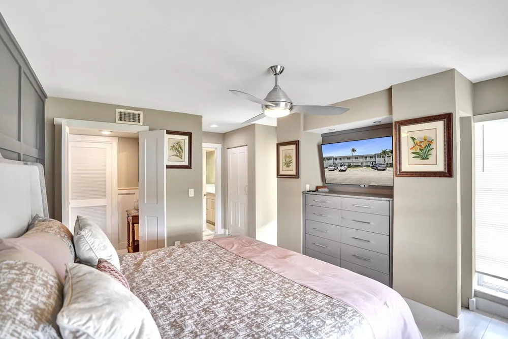 2820 SW 13th St, Delray Beach, FL 33445