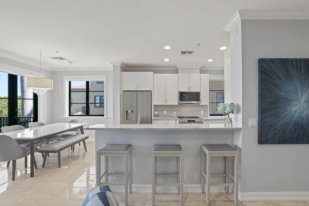 920 Via Villagio, Hypoluxo, FL 33462